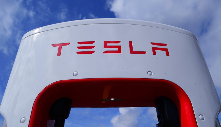 Η Tesla χάνει το κύρος της στην Ευρώπη